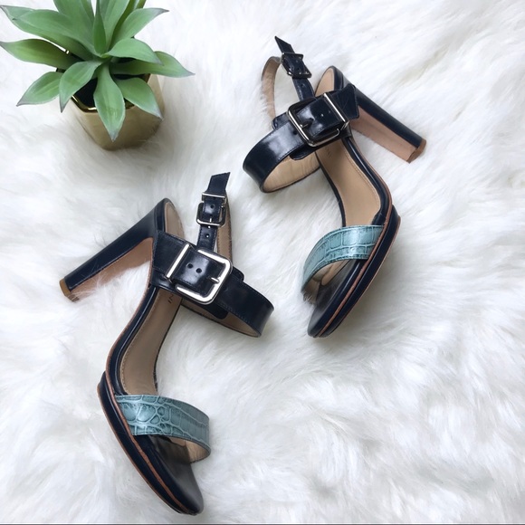 ANTONIO MELANI Shoes - Antonio Melani (E2) Micca Strappy Heel Sandals